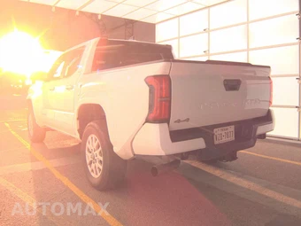 2025 Toyota Tacoma SR5 Crew Cab Medium Bed - miniatura 8