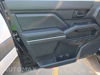 2025 Toyota Tacoma SR5 Crew Cab Medium Bed - miniatura 15