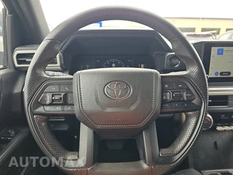 2025 Toyota Tacoma SR5 Crew Cab Medium Bed - miniatura 16