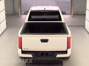 2025 Toyota Tacoma SR5 Crew Cab Medium Bed - miniatura 6