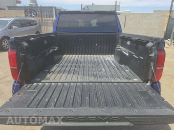 2025 Toyota Tacoma SR5 Crew Cab Medium Bed - miniatura 11