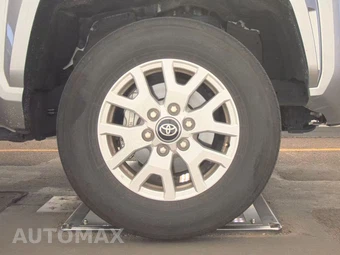2025 Toyota Tacoma SR5 Crew Cab Medium Bed - miniatura 10