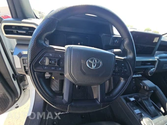 2025 Toyota Tacoma SR5 Crew Cab Medium Bed - miniatura 16