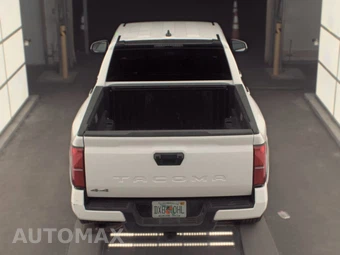 2025 Toyota Tacoma SR5 Crew Cab Medium Bed - miniatura 6