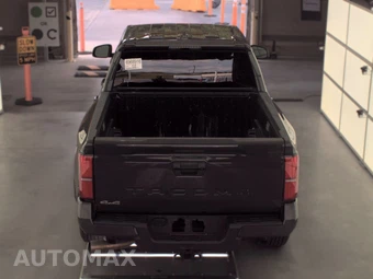 2025 Toyota Tacoma SR5 Crew Cab Medium Bed - miniatura 6