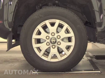 2025 Toyota Tacoma SR5 Crew Cab Medium Bed - miniatura 9