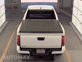 2025 Toyota Tacoma SR5 Crew Cab Medium Bed - miniatura 6