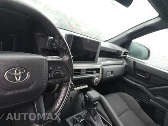 2025 Toyota Tacoma SR5 Crew Cab Medium Bed - miniatura 11