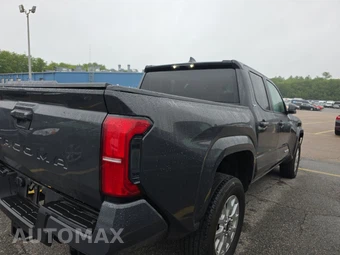 2025 Toyota Tacoma SR5 Crew Cab Medium Bed - miniatura 4
