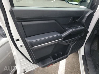2025 Toyota Tacoma SR5 Crew Cab Medium Bed - miniatura 15