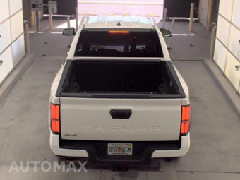 2025 Toyota Tacoma SR5 Crew Cab Medium Bed - miniatura 6