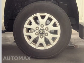 2025 Toyota Tacoma SR5 Crew Cab Medium Bed - miniatura 10