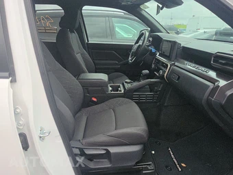 2025 Toyota Tacoma SR5 Crew Cab Medium Bed - miniatura 14
