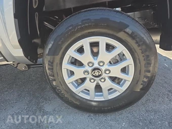 2025 Toyota Tacoma SR5 Crew Cab Medium Bed - miniatura 11