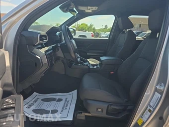 2025 Toyota Tacoma SR5 Crew Cab Medium Bed - miniatura 13