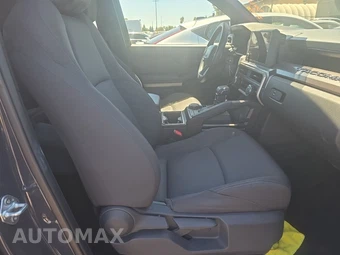 2025 Toyota Tacoma SR5 Crew Cab Medium Bed - miniatura 8