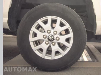 2025 Toyota Tacoma SR5 Crew Cab Medium Bed - miniatura 11