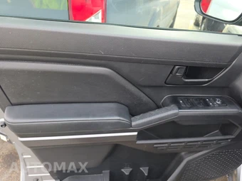 2025 Toyota Tacoma SR5 Crew Cab Medium Bed - miniatura 9