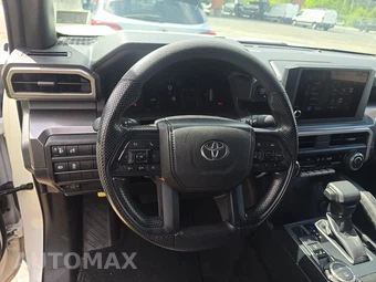 2025 Toyota Tacoma SR5 Crew Cab Medium Bed - miniatura 15
