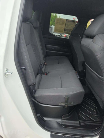 2025 Toyota Tacoma SR5 Crew Cab Medium Bed - miniatura 13