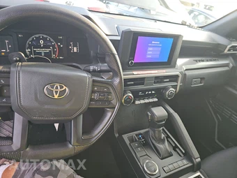 2025 Toyota Tacoma SR5 Crew Cab Medium Bed - miniatura 11