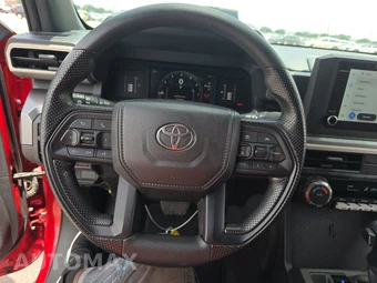 2025 Toyota Tacoma SR5 Crew Cab Medium Bed - miniatura 10