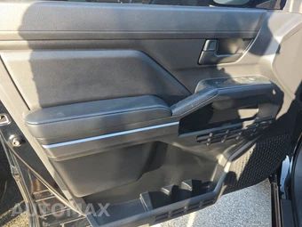 2025 Toyota Tacoma SR5 Crew Cab Medium Bed - miniatura 9