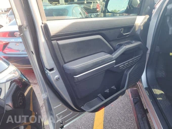 2025 Toyota Tacoma SR5 Crew Cab Medium Bed - miniatura 9