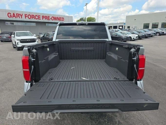 2025 Toyota Tacoma SR5 Crew Cab Medium Bed - miniatura 11