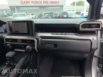 2025 Toyota Tacoma SR5 Crew Cab Medium Bed - miniatura 16