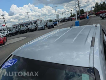 2025 Toyota Tacoma SR5 Crew Cab Medium Bed - miniatura 9