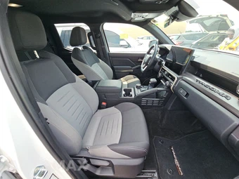 2025 Toyota Tacoma TRD Off-Road Crew Cab Medium Bed - miniatura 8