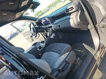 2025 Toyota Tacoma TRD Off-Road Crew Cab Medium Bed - miniatura 8
