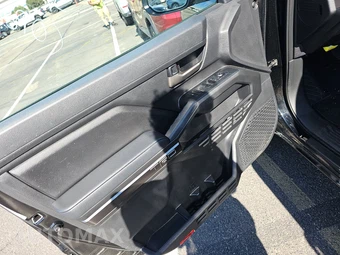 2025 Toyota Tacoma TRD Off-Road Crew Cab Medium Bed - miniatura 9