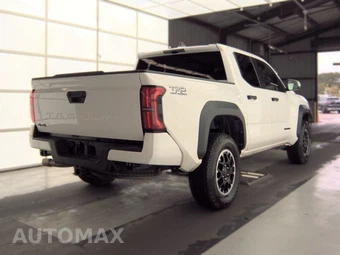2025 Toyota Tacoma TRD Off-Road Crew Cab Medium Bed - miniatura 4