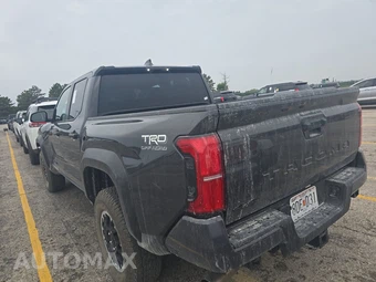 2025 Toyota Tacoma TRD Off-Road Crew Cab Medium Bed - miniatura 6