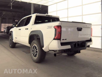 2025 Toyota Tacoma TRD Off-Road Crew Cab Medium Bed - miniatura 6