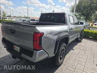 2025 Toyota Tacoma TRD Off-Road Crew Cab Medium Bed - miniatura 3