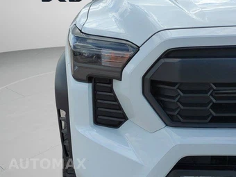 2025 Toyota Tacoma TRD Off-Road Crew Cab Medium Bed - miniatura 10