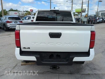 2025 Toyota Tacoma TRD Off-Road Crew Cab Medium Bed - miniatura 5