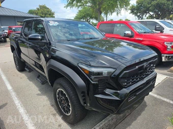 2025 Toyota Tacoma TRD Off-Road Crew Cab Medium Bed - miniatura 4