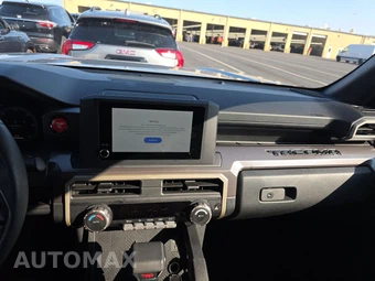 2025 Toyota Tacoma TRD Off-Road Crew Cab Medium Bed - miniatura 11