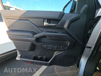 2025 Toyota Tacoma TRD Off-Road Crew Cab Medium Bed - miniatura 9
