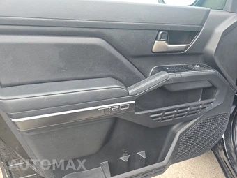 2025 Toyota Tacoma TRD Off-Road Crew Cab Medium Bed - miniatura 9