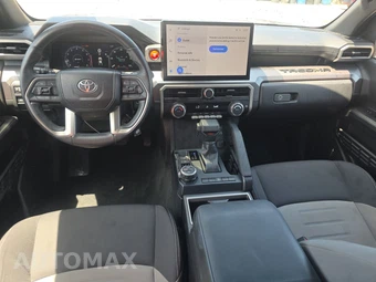 2025 Toyota Tacoma TRD Off-Road Crew Cab Medium Bed - miniatura 11