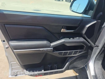 2025 Toyota Tacoma TRD Off-Road Crew Cab Medium Bed - miniatura 9