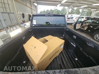 2025 Toyota Tacoma TRD Off-Road Crew Cab Medium Bed - miniatura 16