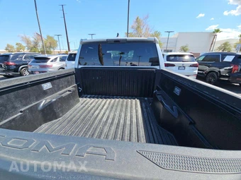 2025 Toyota Tacoma TRD Off-Road Crew Cab Medium Bed - miniatura 14