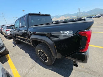 2025 Toyota Tacoma TRD Off-Road Crew Cab Medium Bed - miniatura 6