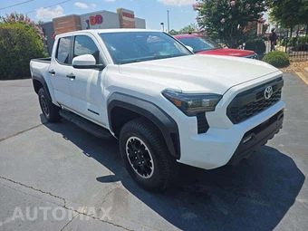 2025 Toyota Tacoma TRD Off-Road Crew Cab Medium Bed - miniatura 4